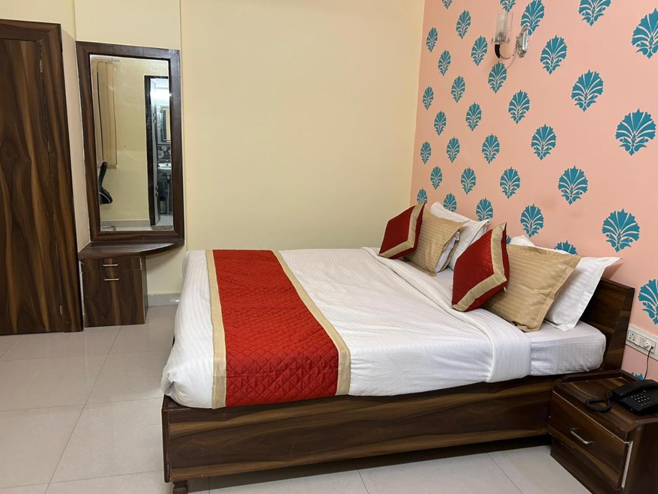 ג'איפור Hotel Mahima Palace מראה חיצוני תמונה