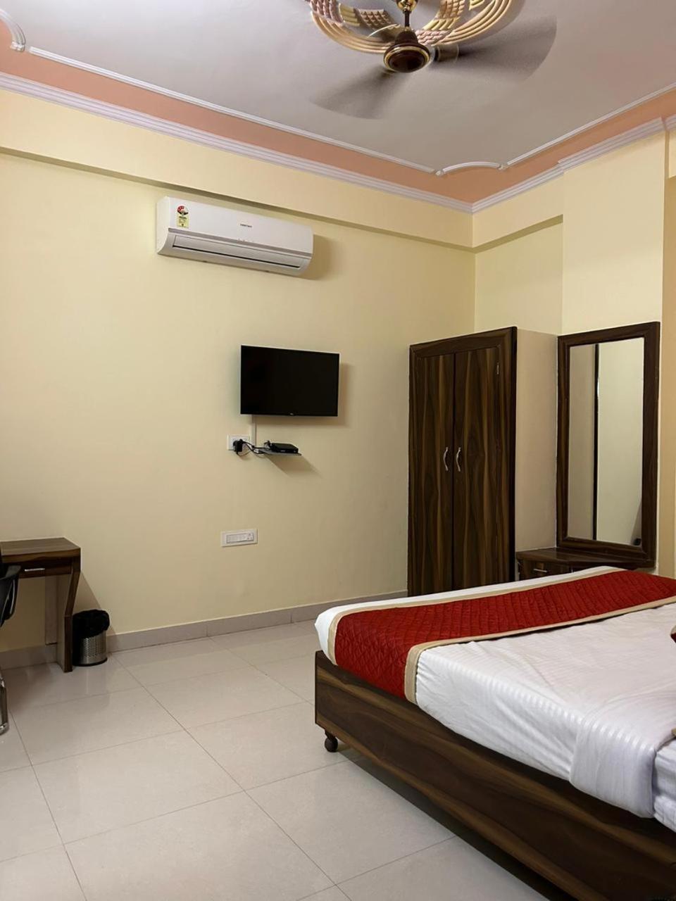 ג'איפור Hotel Mahima Palace מראה חיצוני תמונה