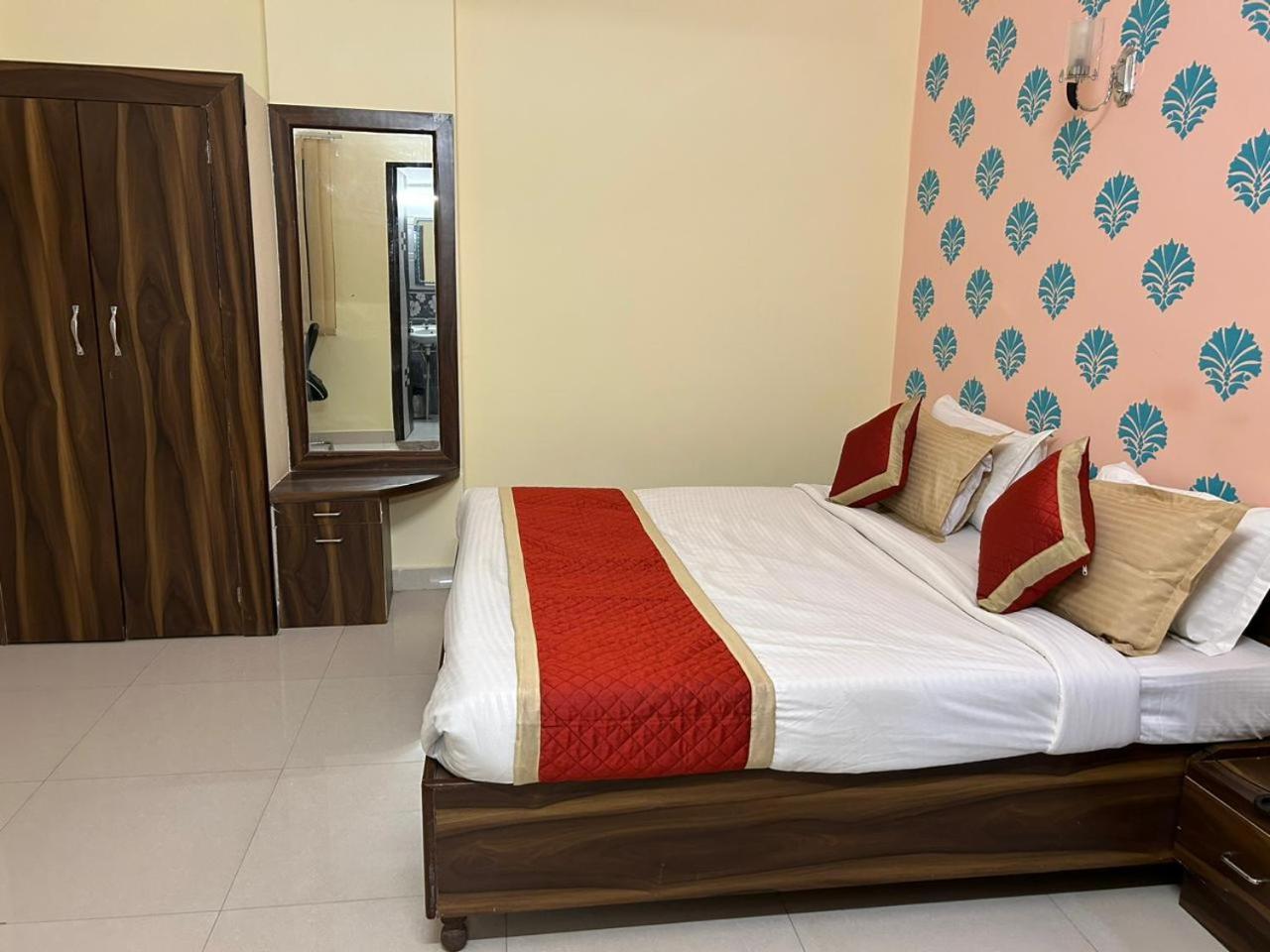 ג'איפור Hotel Mahima Palace מראה חיצוני תמונה