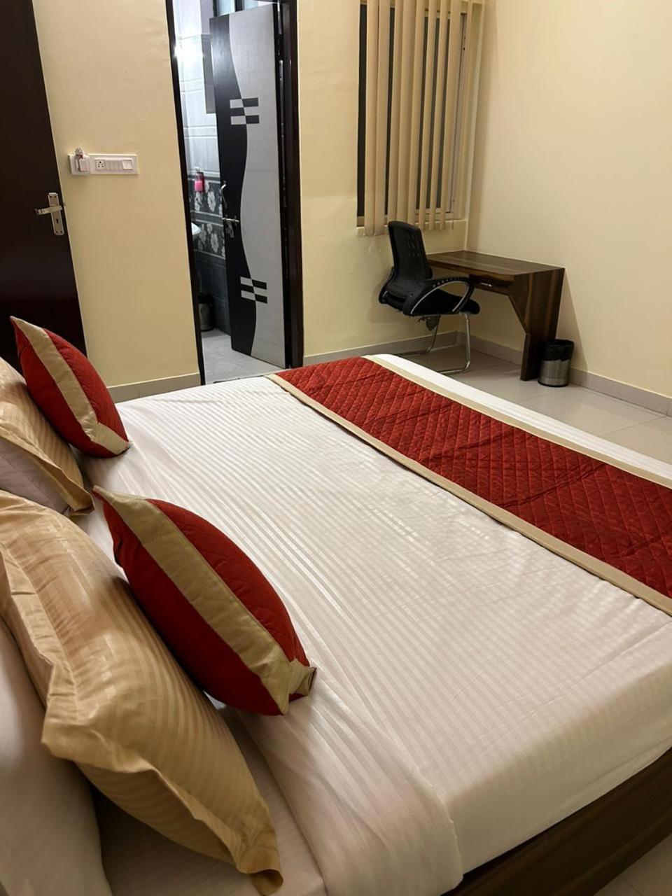 ג'איפור Hotel Mahima Palace מראה חיצוני תמונה